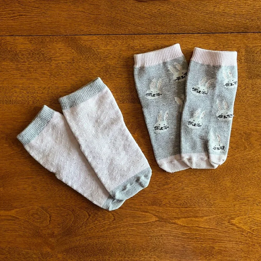 Gap bunny toddler socks *Free in bundle*